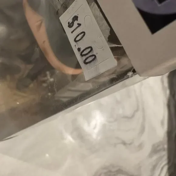 Imperator Furiosa Funko Pop 507 - Picture 8 of 8